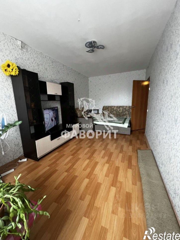 2-комн квартира улица Короленко, 17,  д. 17