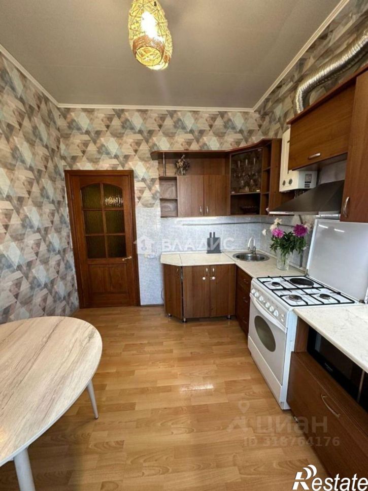 3-комн квартира улица Станиславского, 33,  д. 33