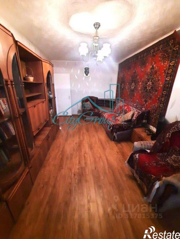 3-комн квартира ул Короленко, 136,  д. 136