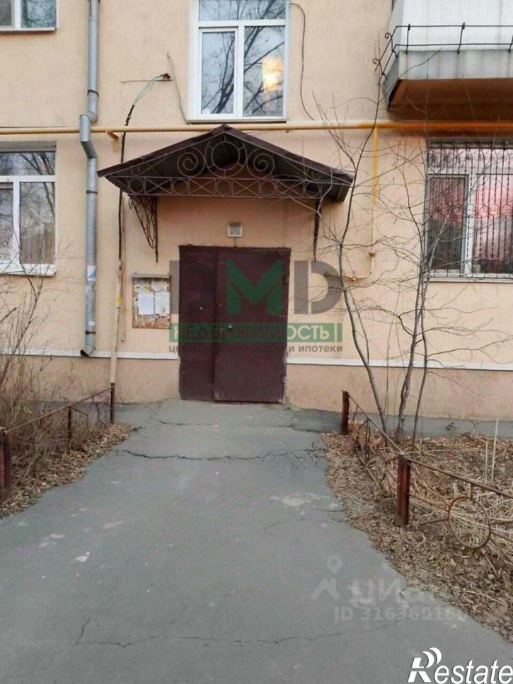 2-комн квартира улица Короленко, 11,  д. 11