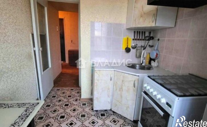 2-комн квартира Братская улица, 50А,  д. 50А