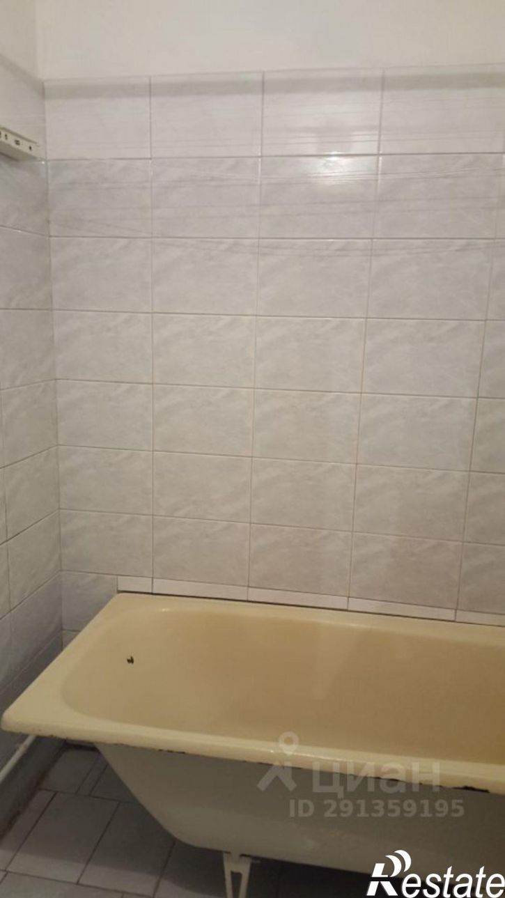 2-комн квартира улица Машиностроителей, 6,  д. 6