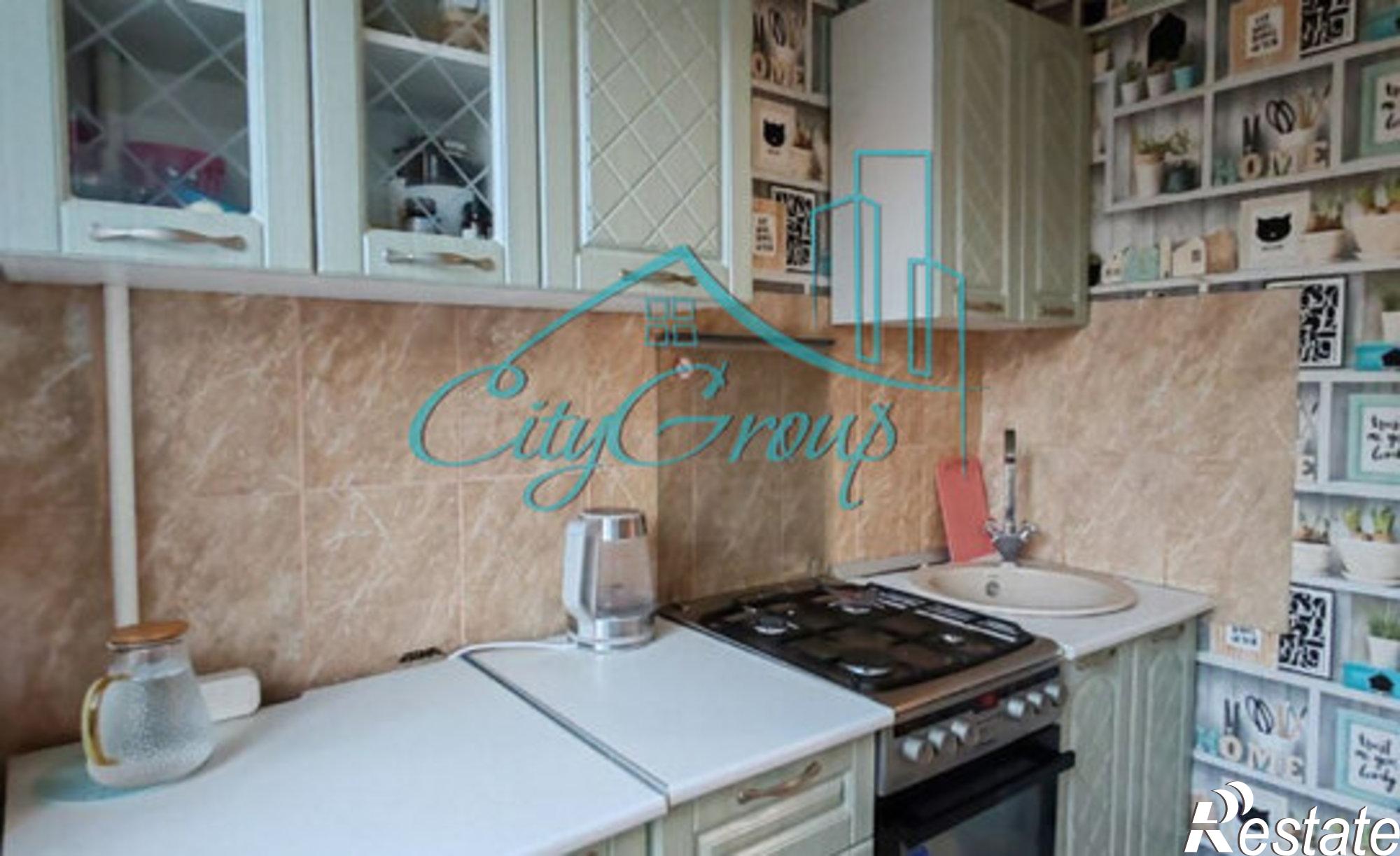 Купить квартиру за 2 800 000 рублей на улица Короленко, 118