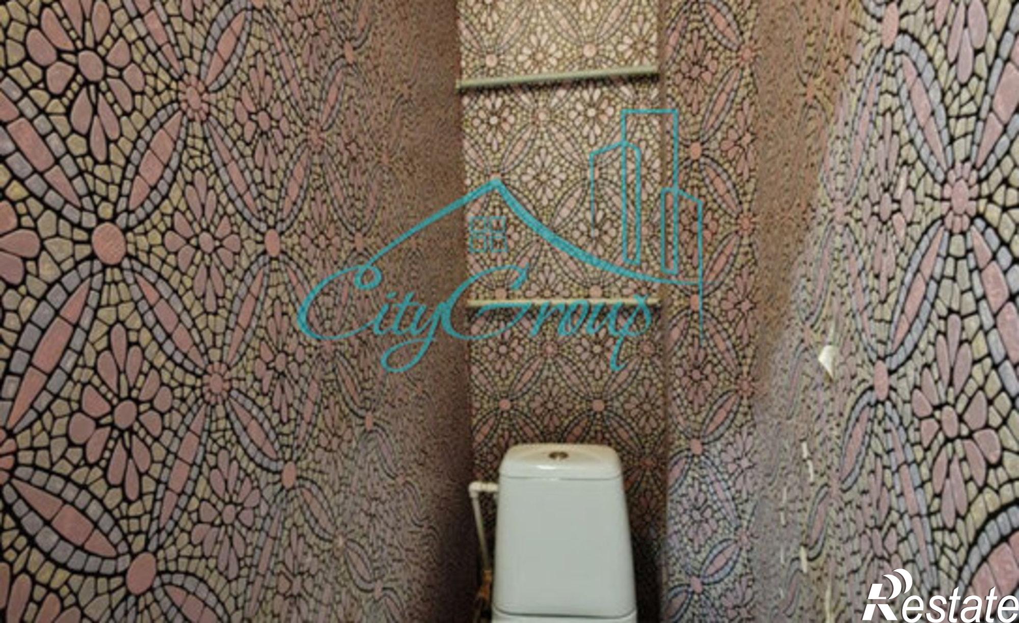 Купить квартиру за 2 800 000 рублей на улица Короленко, 118