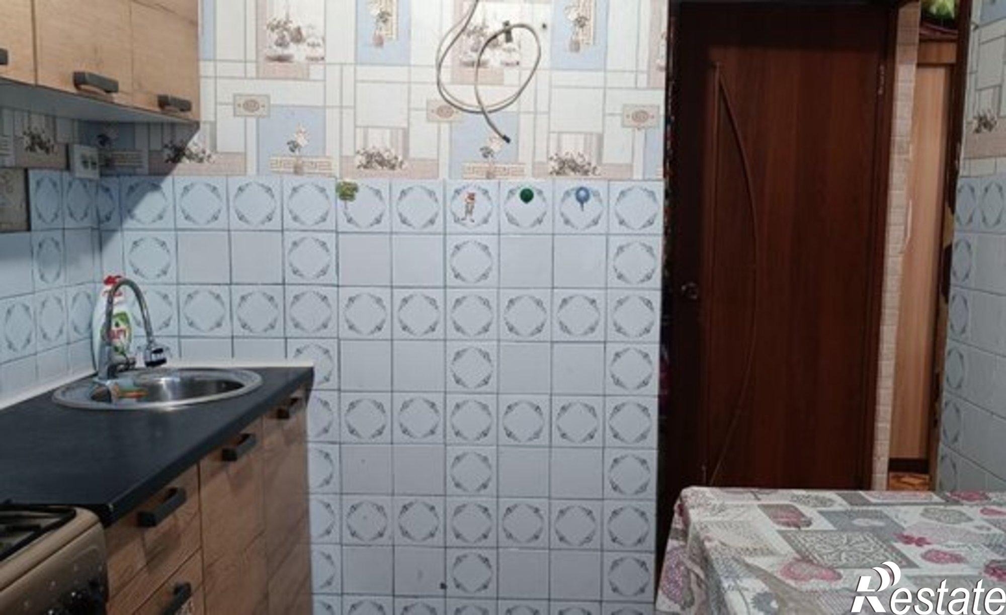 Купить квартиру за 3 700 000 рублей на Сарматский пер, 3