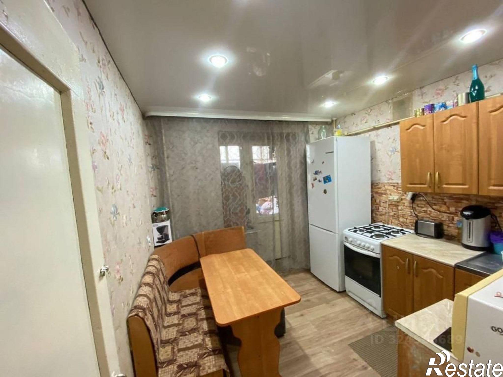 Купить квартиру за 2 260 000 рублей на Ялтинская улица, 97