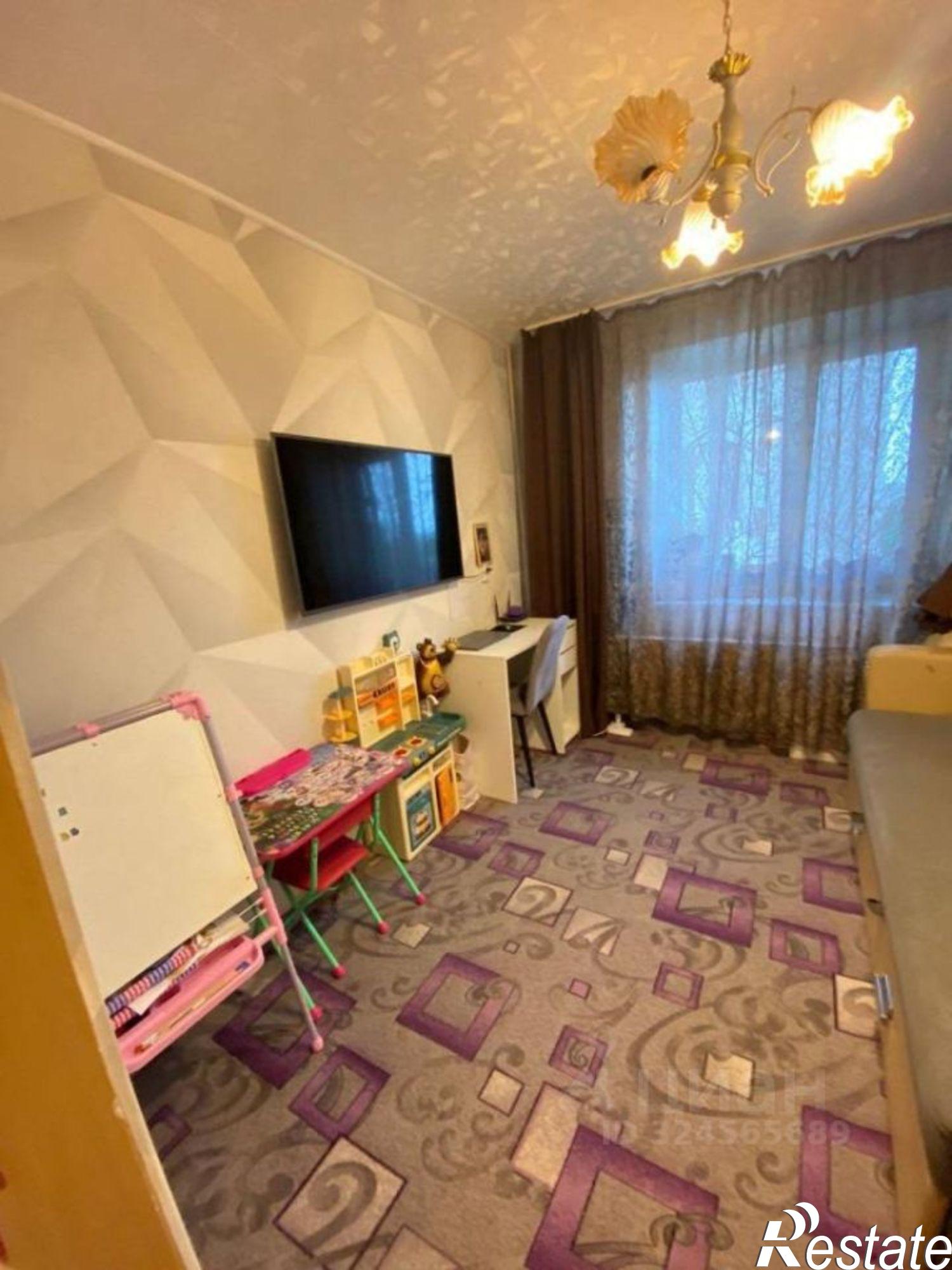 Купить квартиру за 2 260 000 рублей на Ялтинская улица, 97