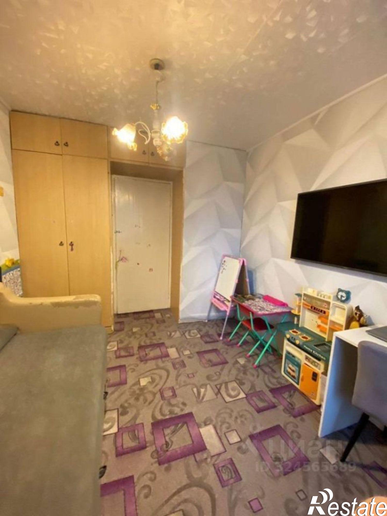 Купить квартиру за 2 260 000 рублей на Ялтинская улица, 97