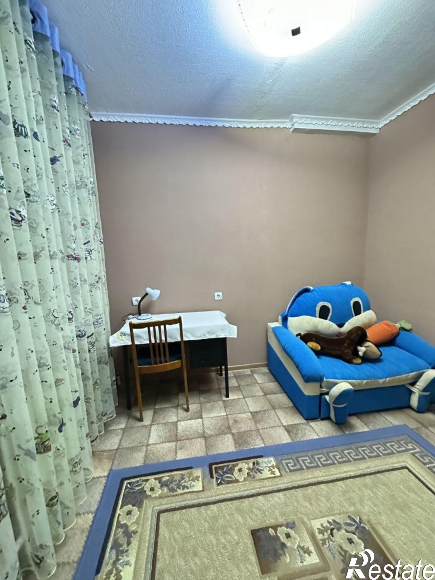 Купить квартиру за 2 400 000 рублей на Тагильская улица, 11