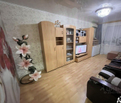 3-комн, 61кв м, этаж 4/5 Братская улица, 42