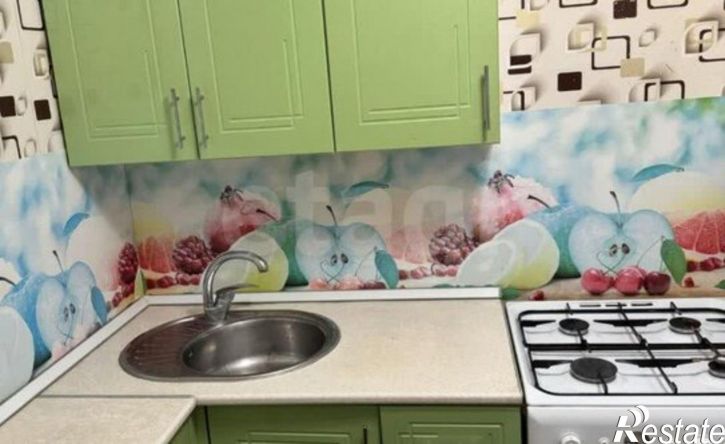 2-комн квартира улица Комарова, 26,  д. 26