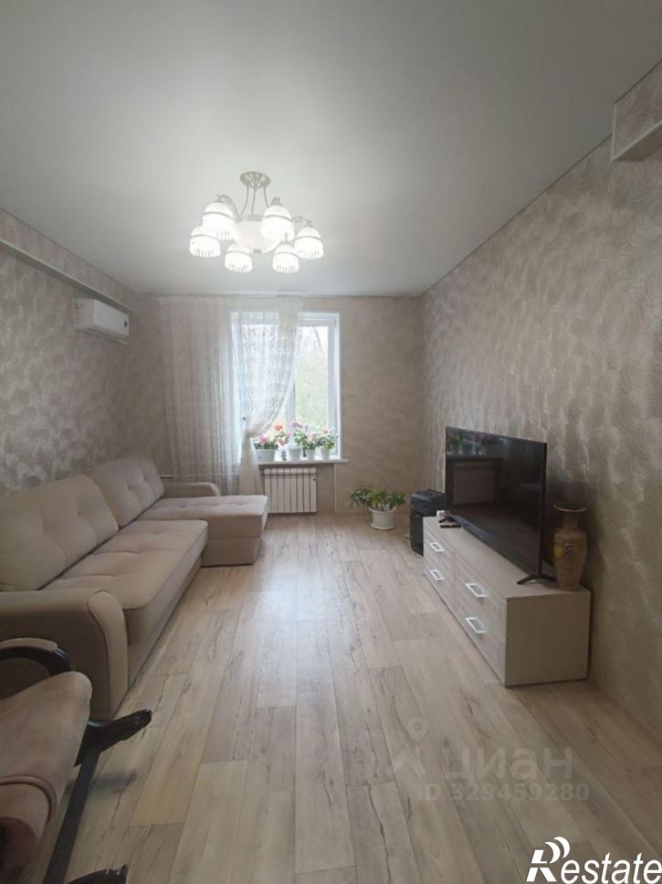 2-комн квартира улица Нефтяников, 3,  д. 3