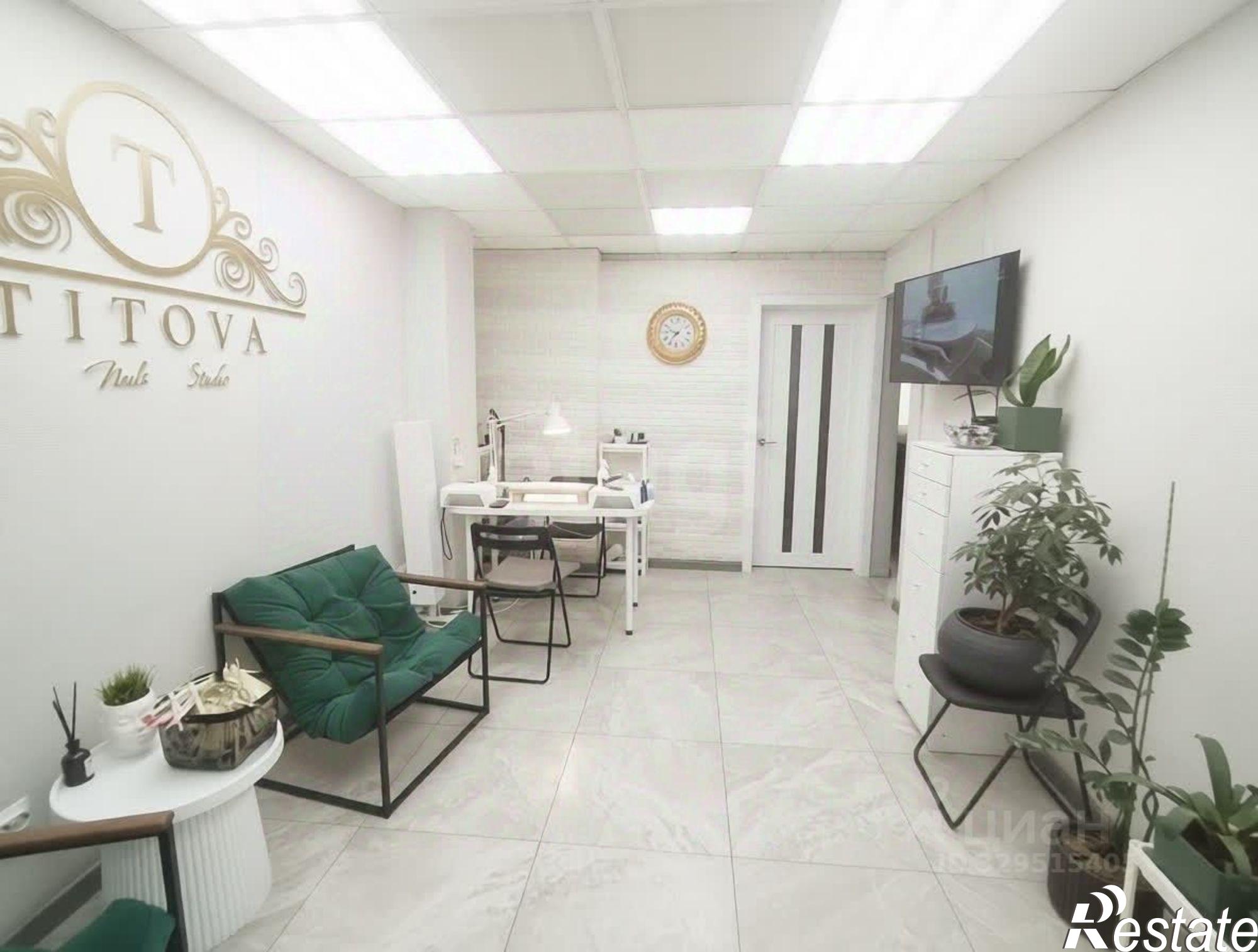 Купить офис, помещение под офис за 5 852 800 рублей на улица Пацаева, 6