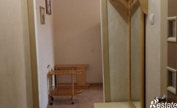 2-комн квартира Омская улица, 64,  д. 64
