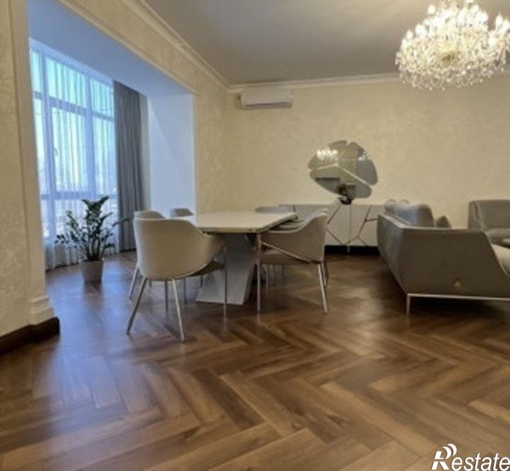 4-комн квартира Волховский пер, 6А,  д. 6А