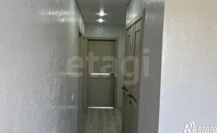 3-комн квартира ул Ялтинская, 93А,  д. 93А