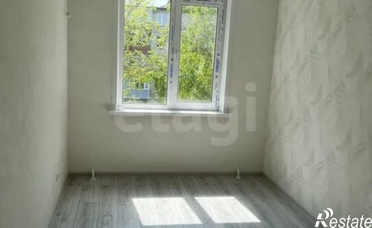 3-комн квартира ул Ялтинская, 93А,  д. 93А