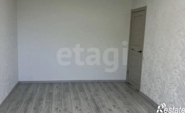 3-комн квартира ул Ялтинская, 93А,  д. 93А