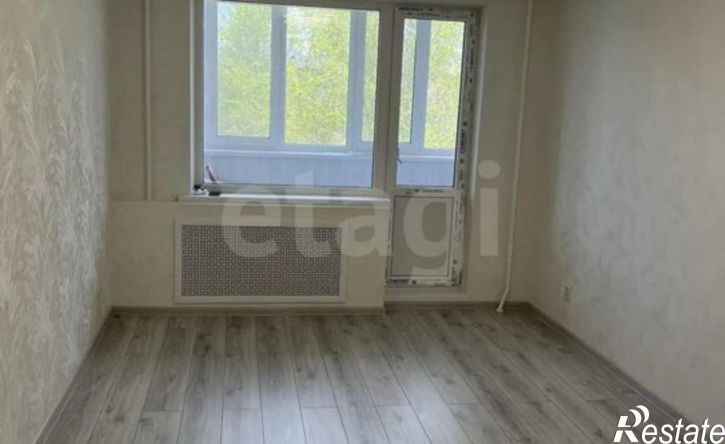 3-комн квартира ул Ялтинская, 93А,  д. 93А
