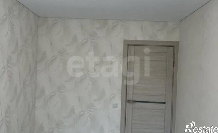 3-комн квартира ул Ялтинская, 93А,  д. 93А