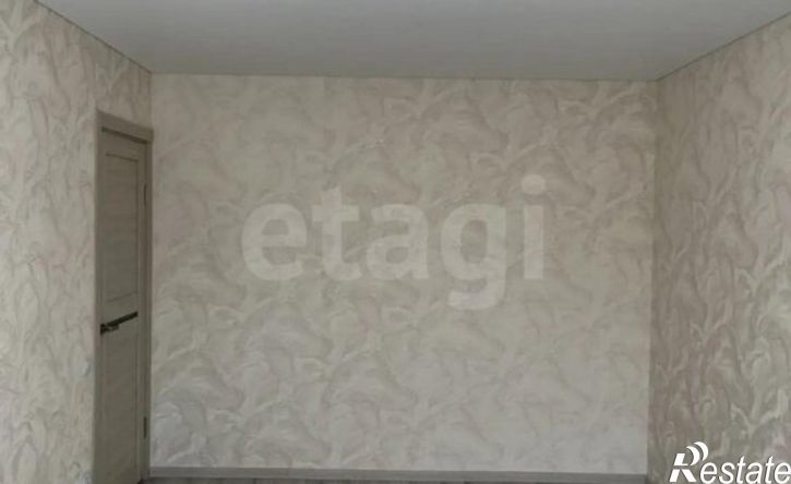 3-комн квартира ул Ялтинская, 93А,  д. 93А