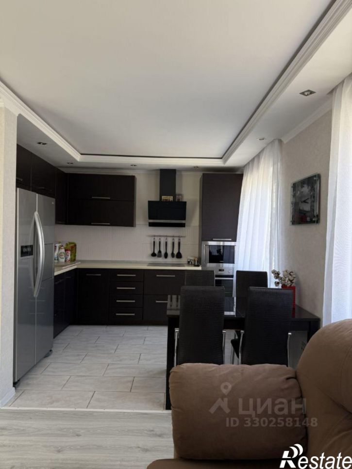 4-комн квартира Домбаровская улица, 32,  д. 32