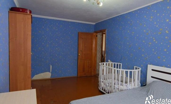 3-комн квартира мкр 6-й, 11,  д. 11