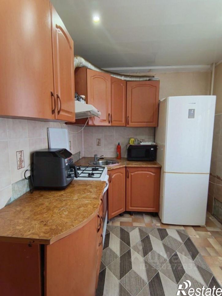 3-комн квартира мкр 6-й, 11,  д. 11