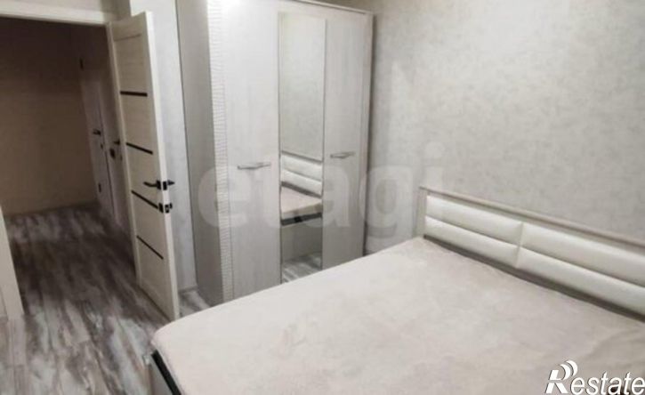 3-комн квартира улица Попова, 4А,  д. 4А