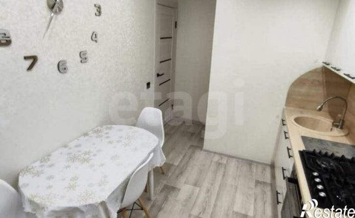 3-комн квартира улица Попова, 4А,  д. 4А