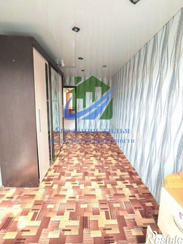 2-комн квартира улица Короленко, 8,  д. 8