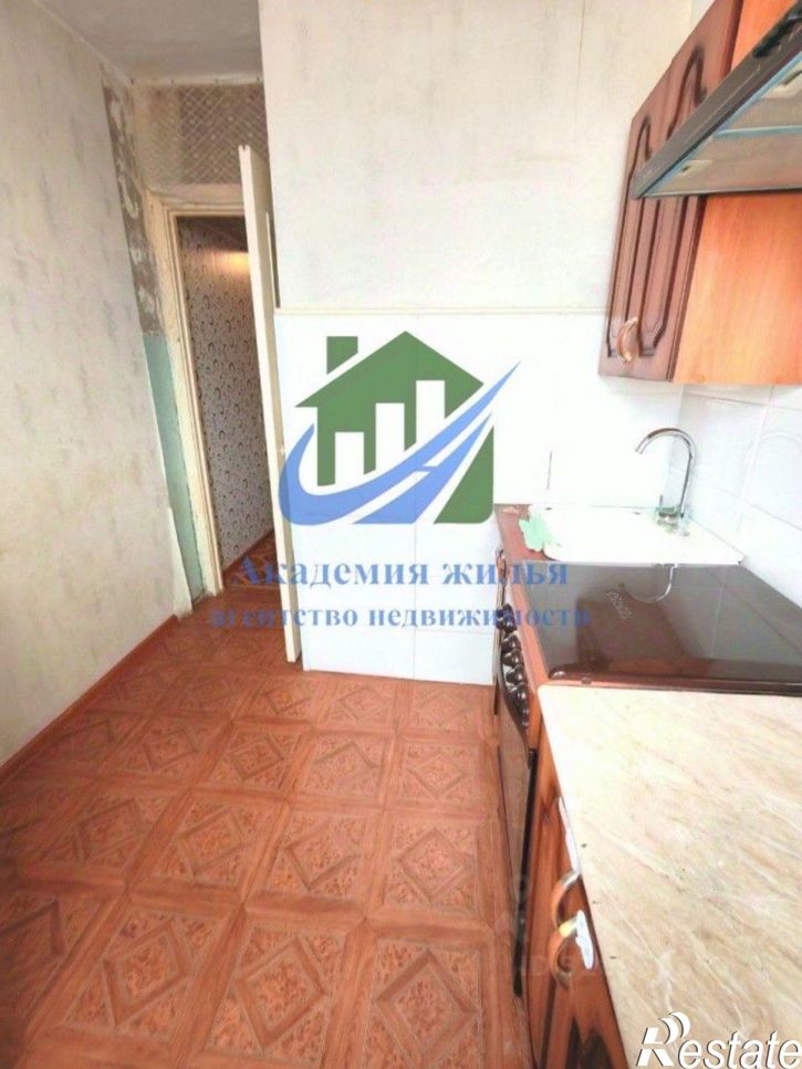 2-комн квартира улица Короленко, 8,  д. 8