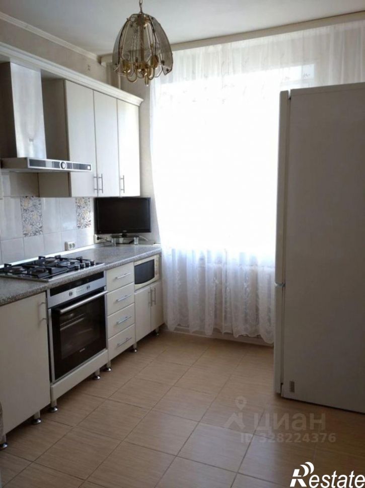 3-комн квартира Ужгородская улица, 90,  д. 90