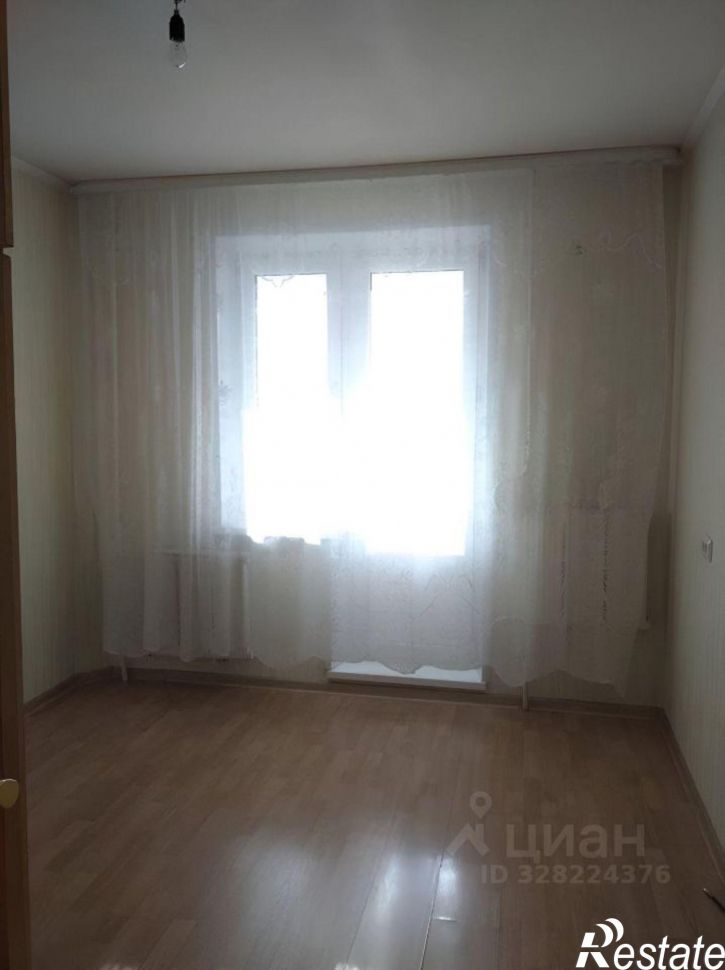 3-комн квартира Ужгородская улица, 90,  д. 90