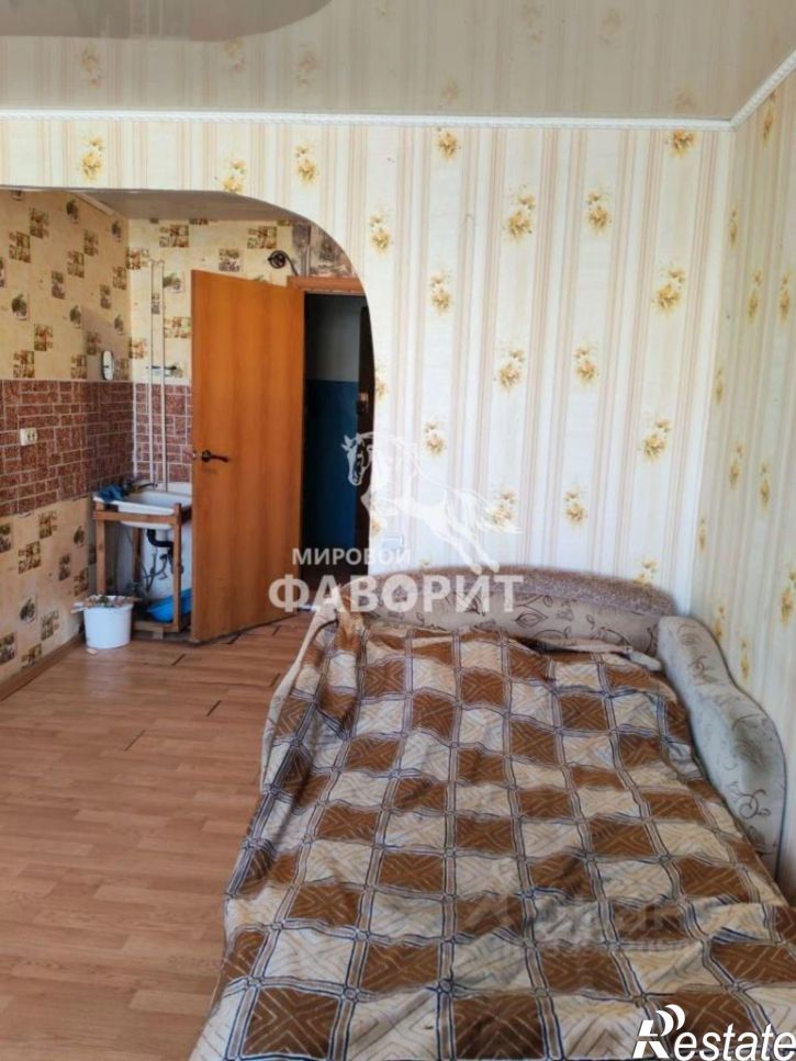 Комната Братская улица, 52,  д. 52