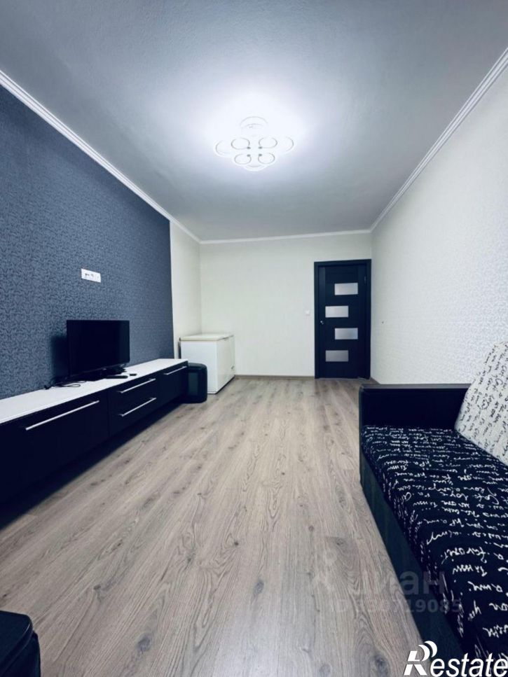 2-комн квартира улица Машиностроителей, 11,  д. 11