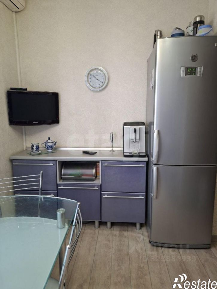 3-комн квартира улица Просвещения, 48,  д. 48