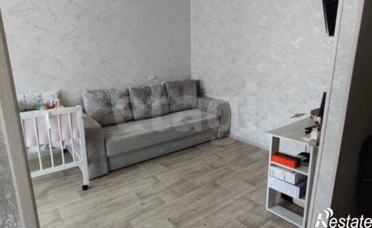 2-комн квартира улица Комарова, 4,  д. 4
