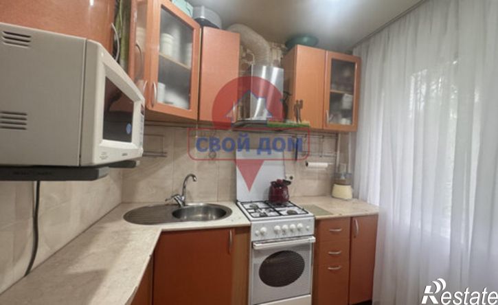 3-комн квартира ул Комарова, 12,  д. 12