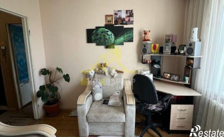 3-комн квартира улица Стасова, 8,  д. 8