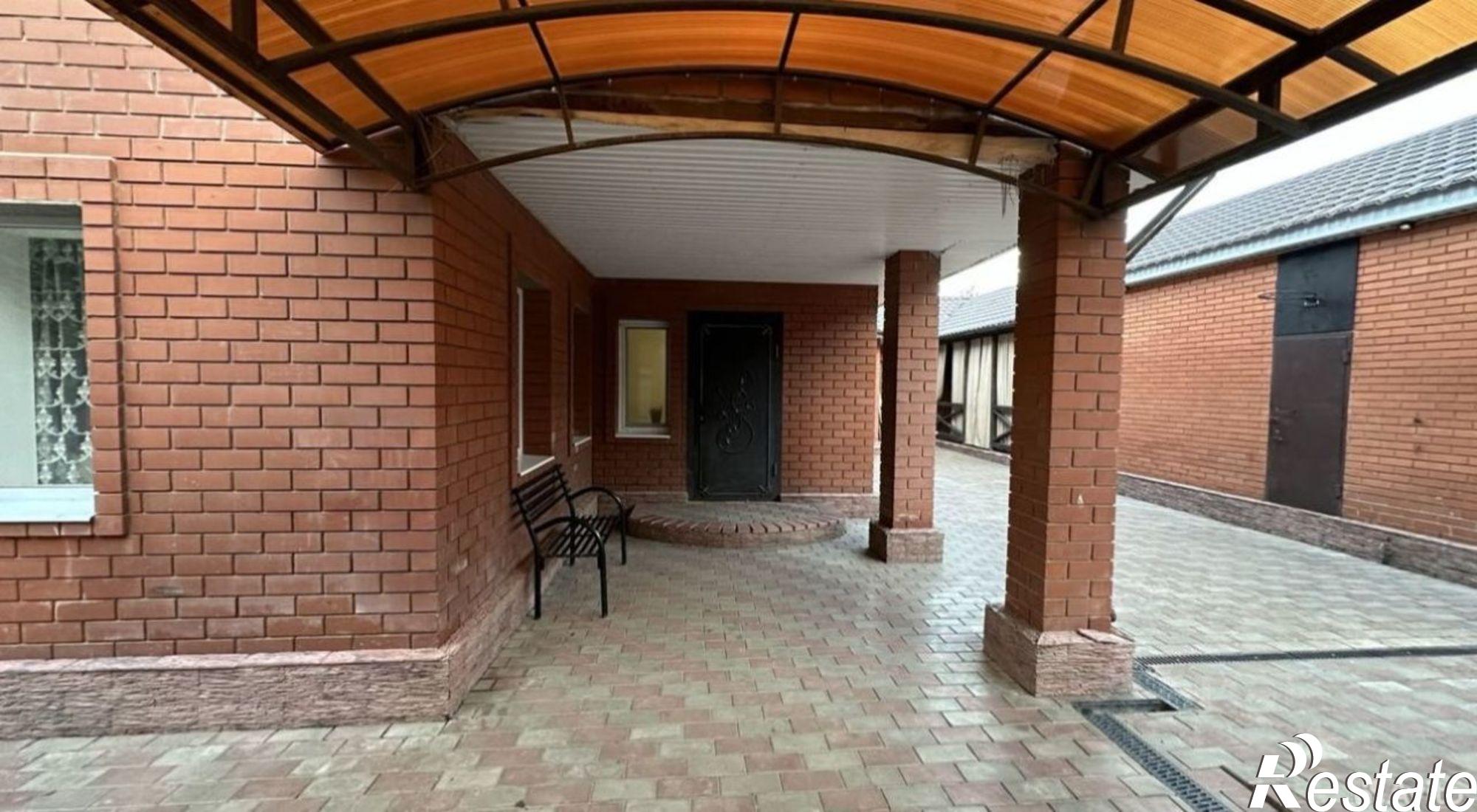 Купить дачу, дом, коттедж за 13 000 000 рублей на Литейный переулок, 11