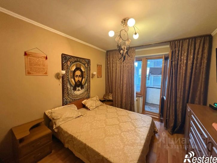3-комн квартира Ялтинская улица, 90,  д. 90