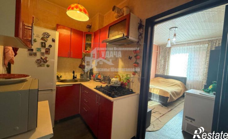 3-комн квартира улица Комарова, 28,  д. 28