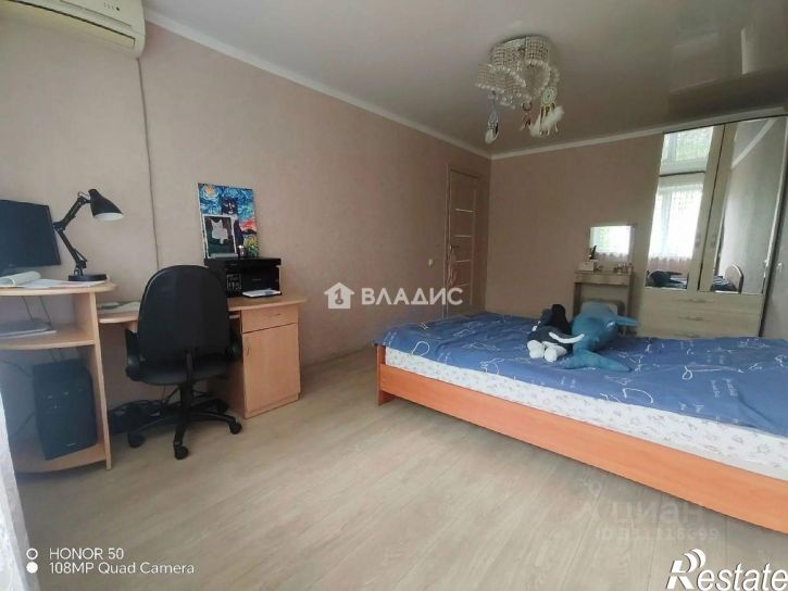 3-комн квартира улица Нефтяников, 26,  д. 26