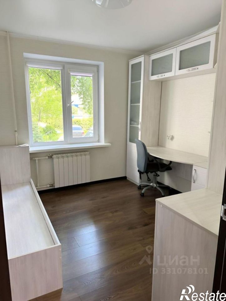 3-комн квартира улица Беляева, 2,  д. 2