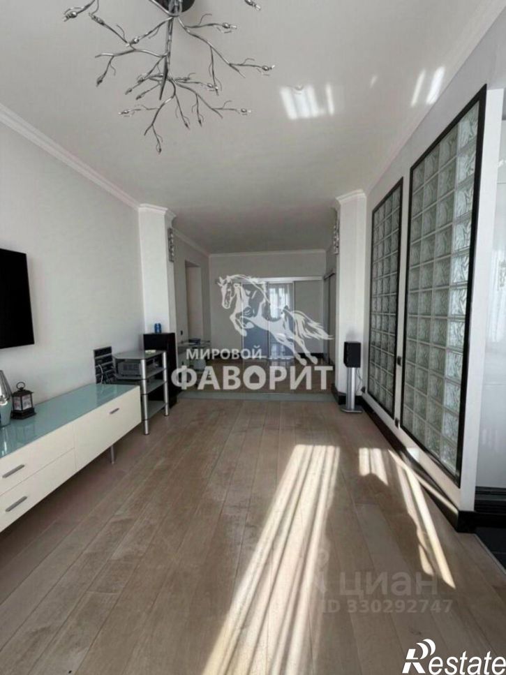 4-комн квартира улица Мира, 16,  д. 16