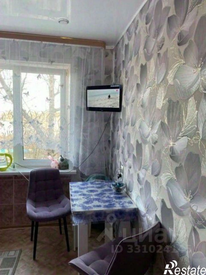 3-комн квартира Братская улица, 42,  д. 42