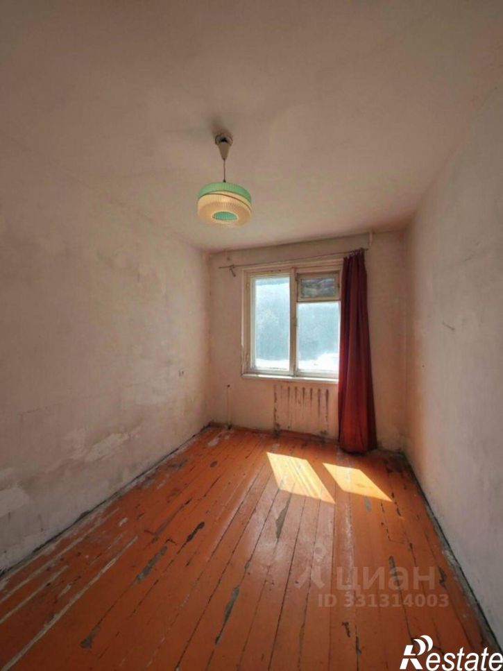 3-комн квартира улица Комарова, 14,  д. 14