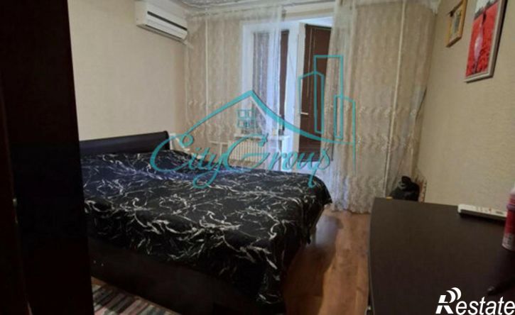 3-комн квартира ул Ялтинская, 92В,  д. 92В