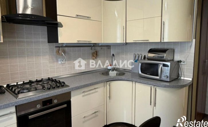 3-комн квартира улица Маршала Жукова, 7А,  д. 7А